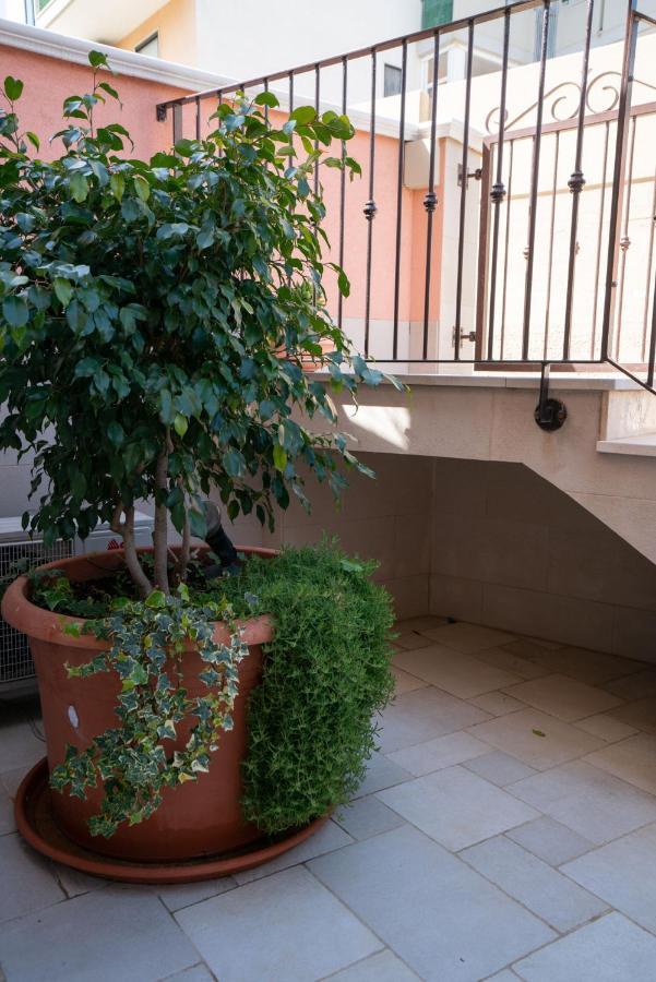 La Casetta Di Chiara B&B Polignano a Mare Luaran gambar