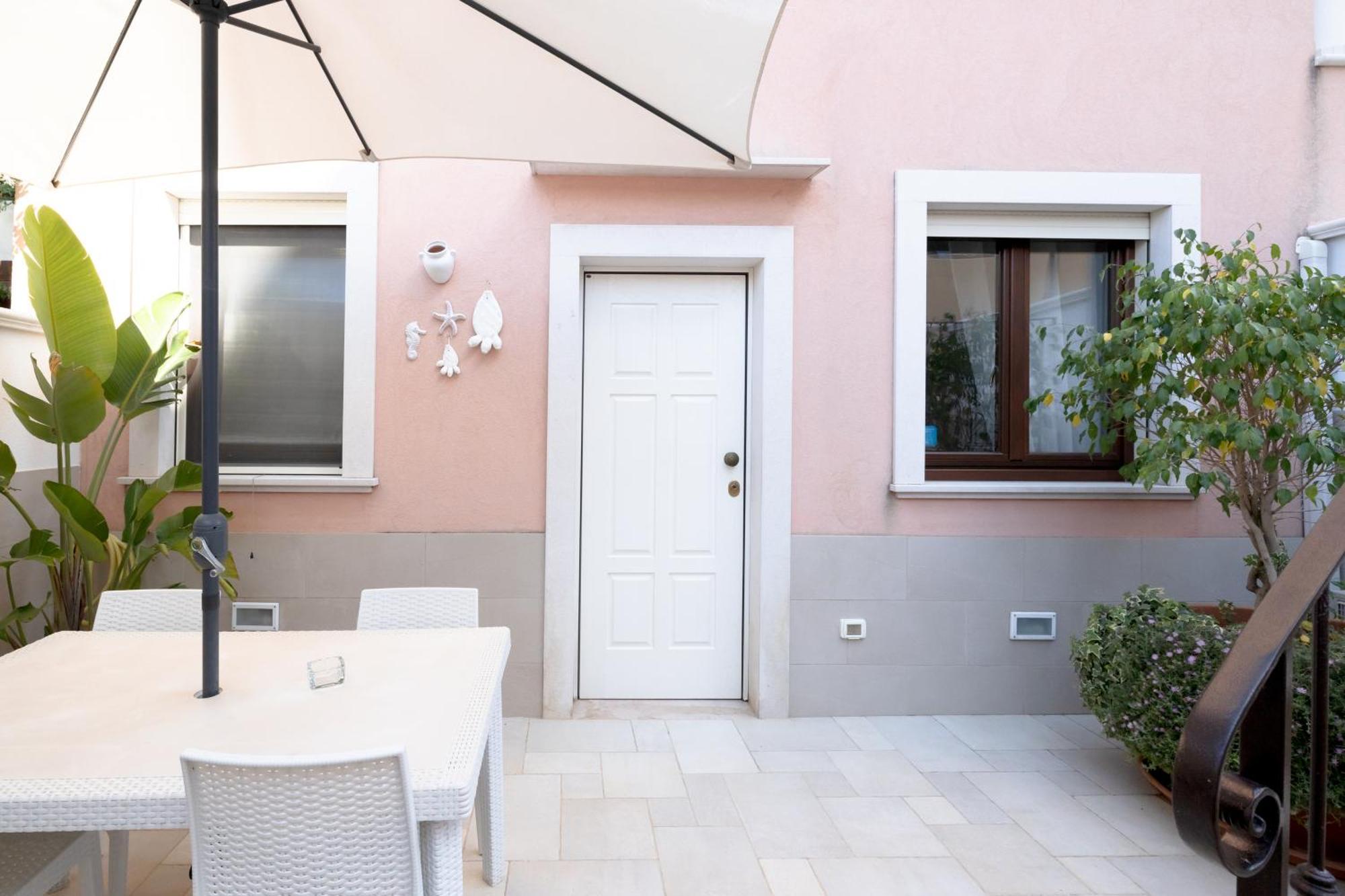 La Casetta Di Chiara B&B Polignano a Mare Luaran gambar